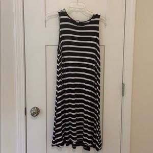 Black and white swing dress!